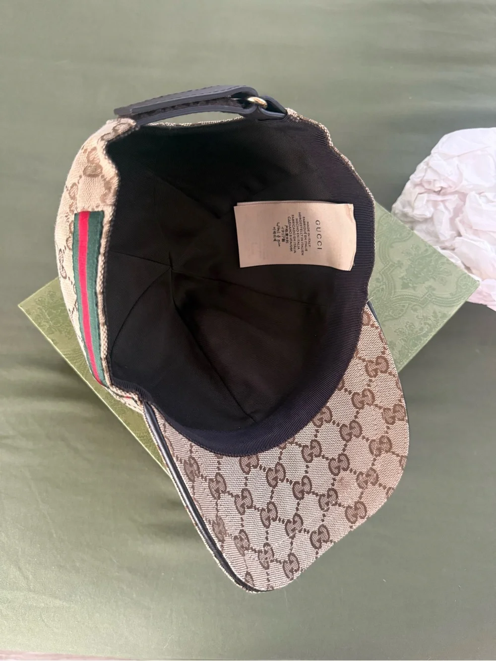 GUCCI hat